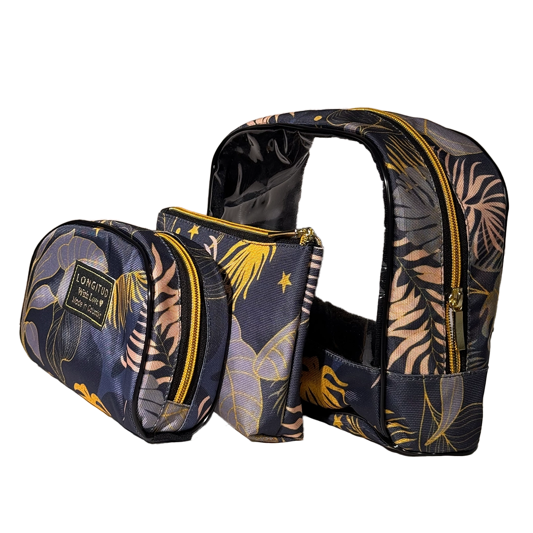 Estampado botánico en azul profundo con acentos dorados y rosas.